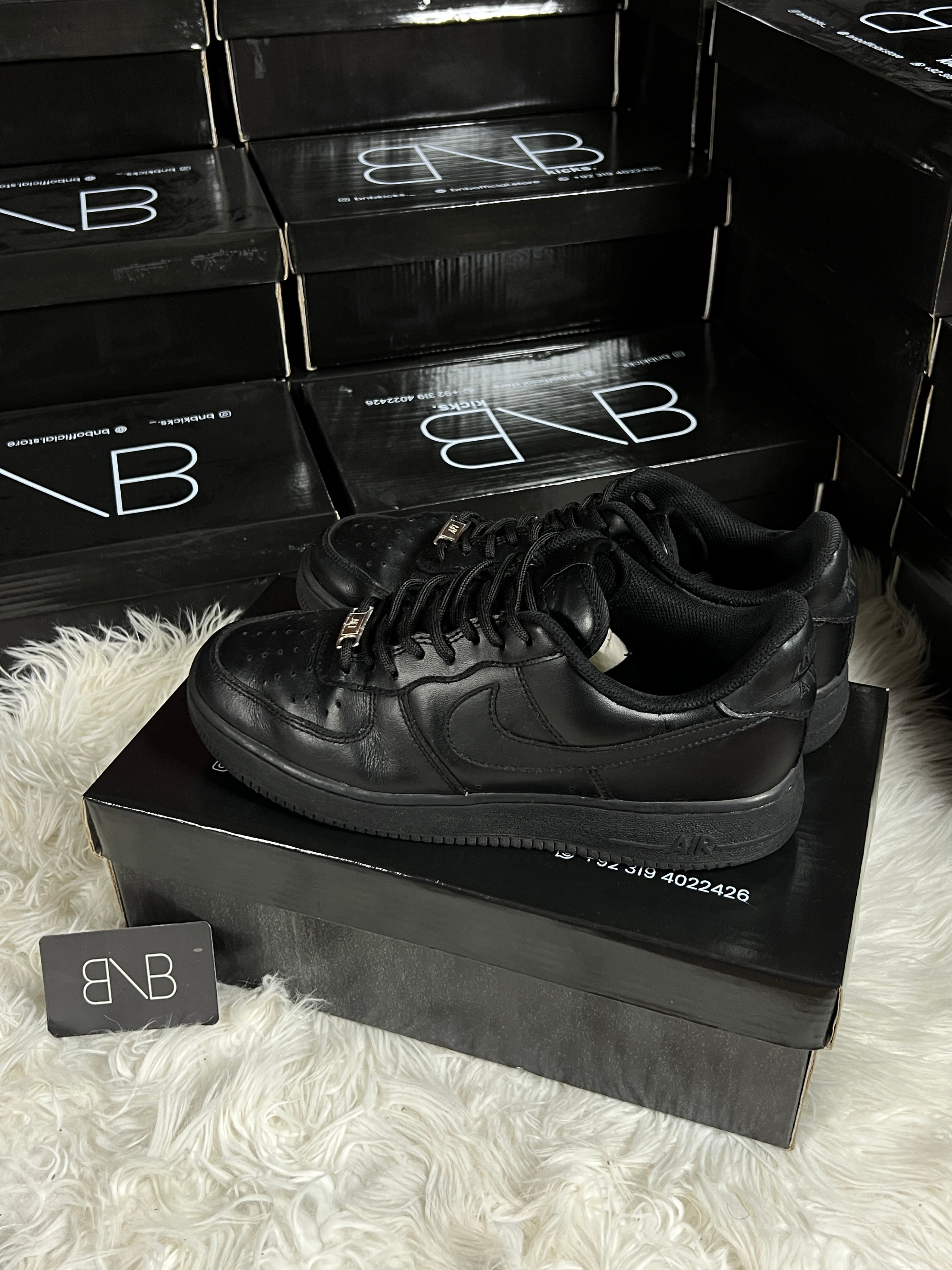 Nike Air Force 1 Triple Black | Size 43/44