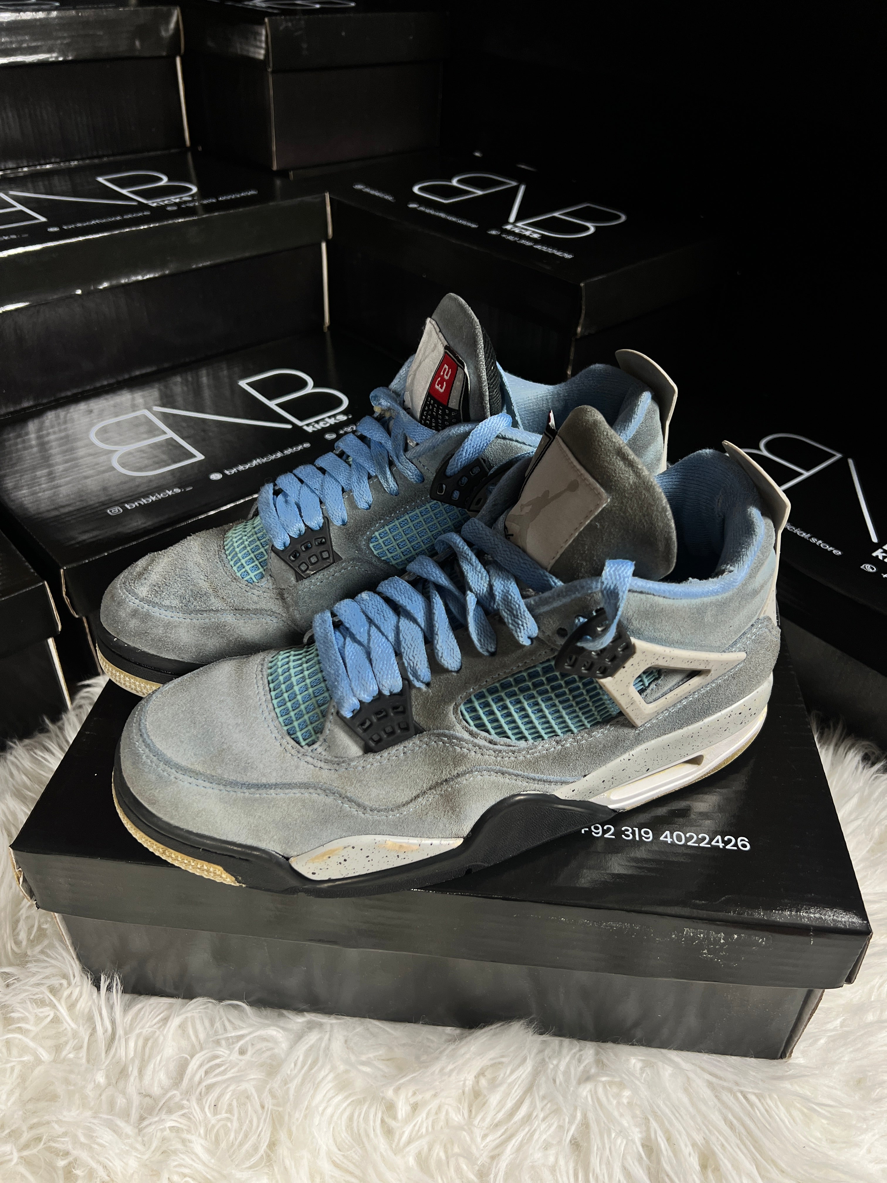 Nike Air Jordan 4 Retro "University Blue" | Size 43/44