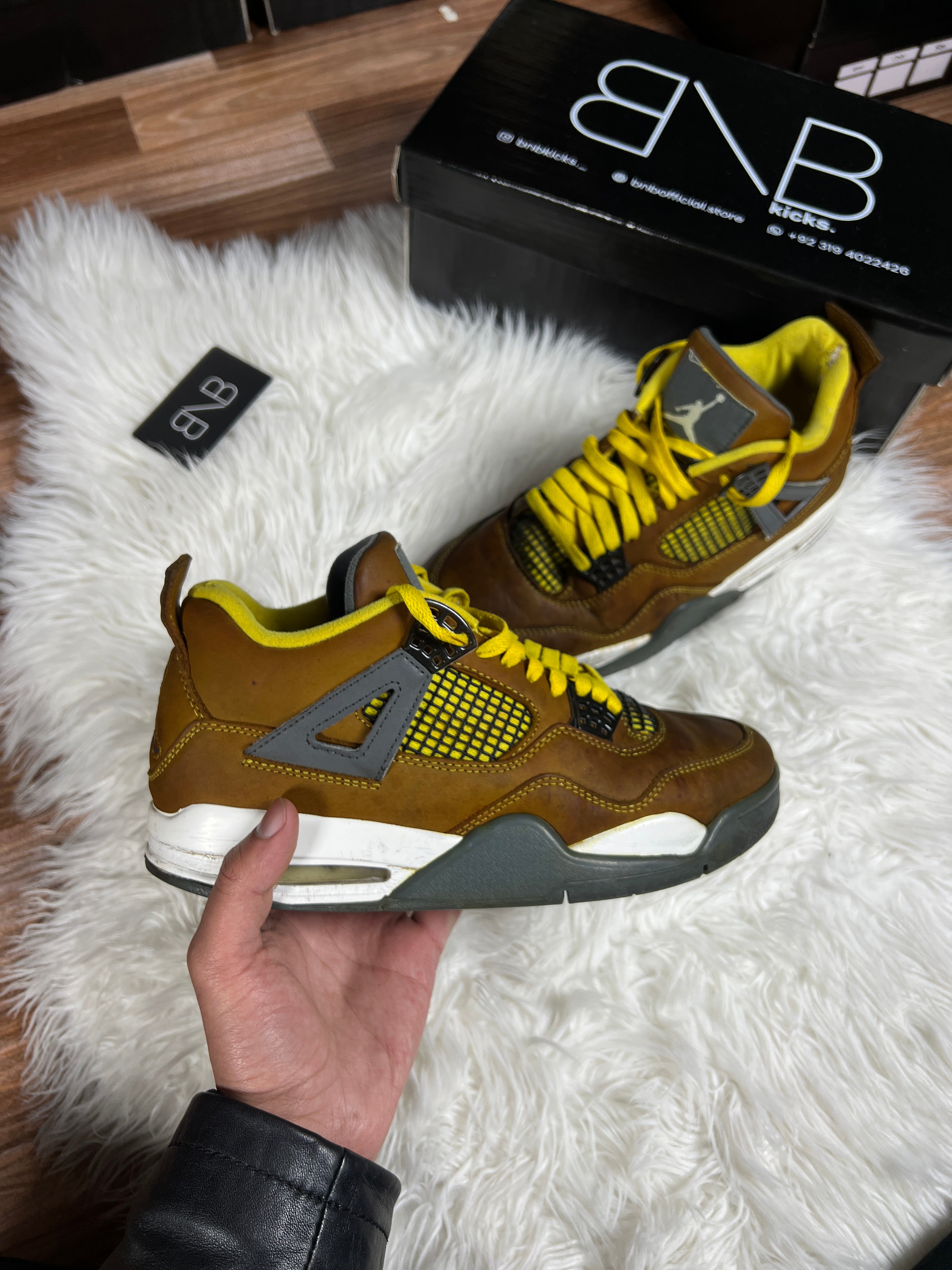 Nike Air Jordan 4 Retro 'Cacao Wow' | Size 42/43