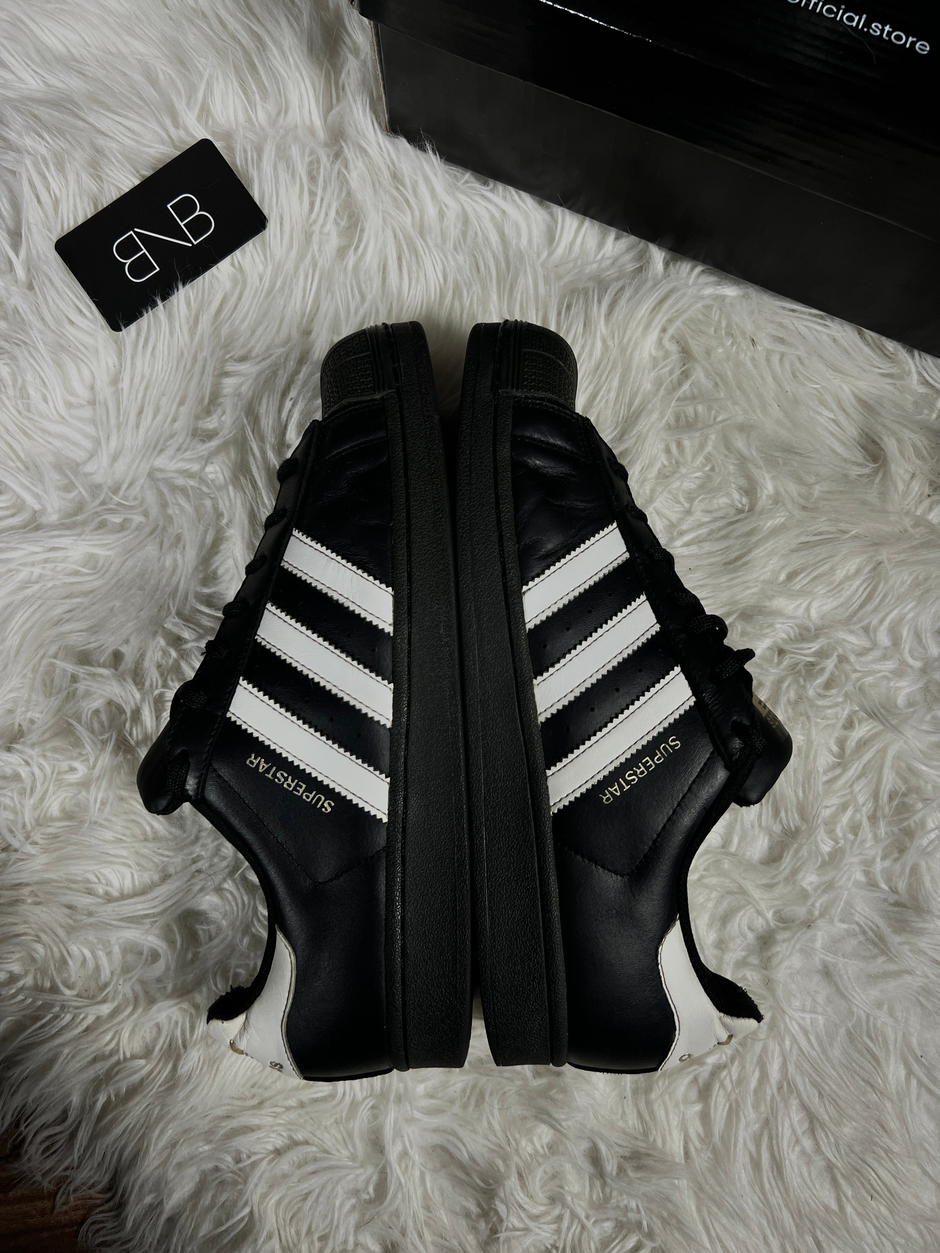 Adidas Superstar | Size 43/44