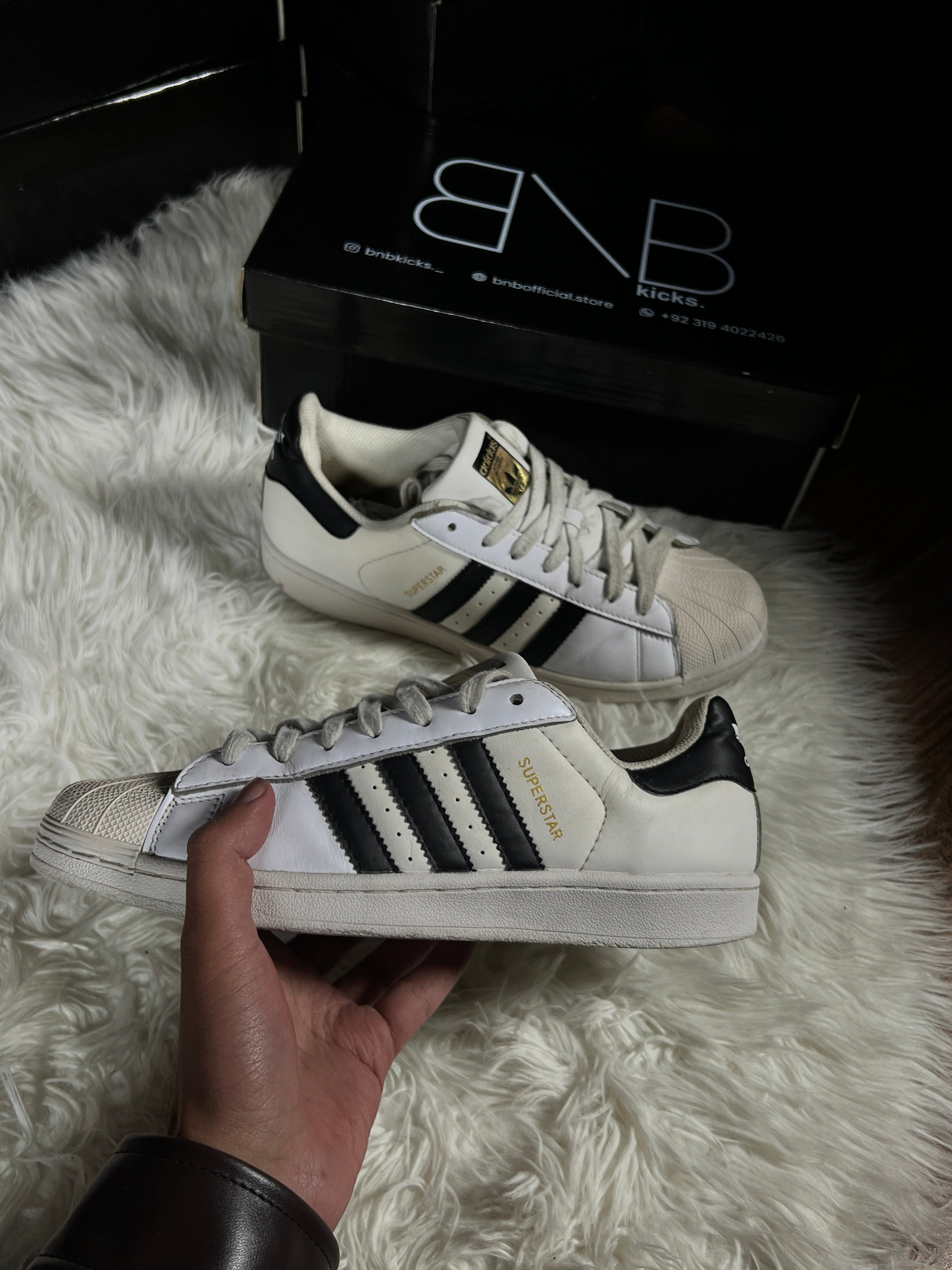 Adidas Superstar “White” | Size 43/44