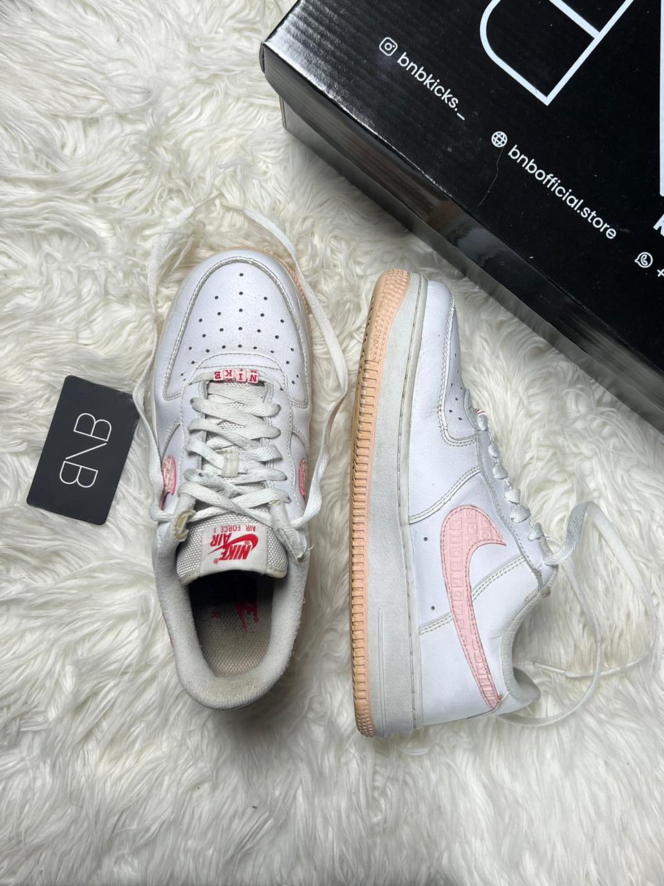 Nike Air Force 1 Low 'Valentine's Day 2022' | Size 40