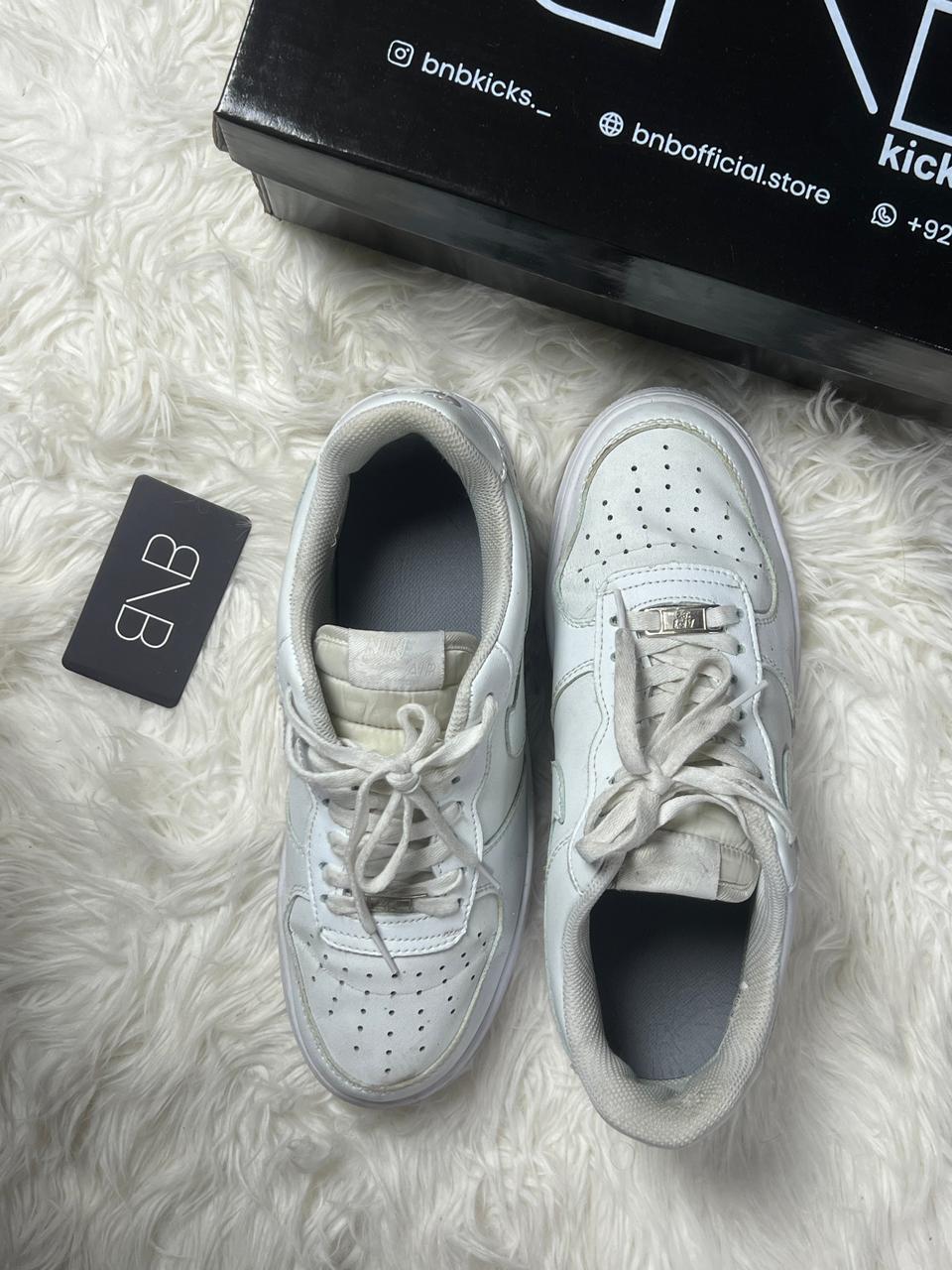 Nike Air Force 1 Triple White | Size 43/44