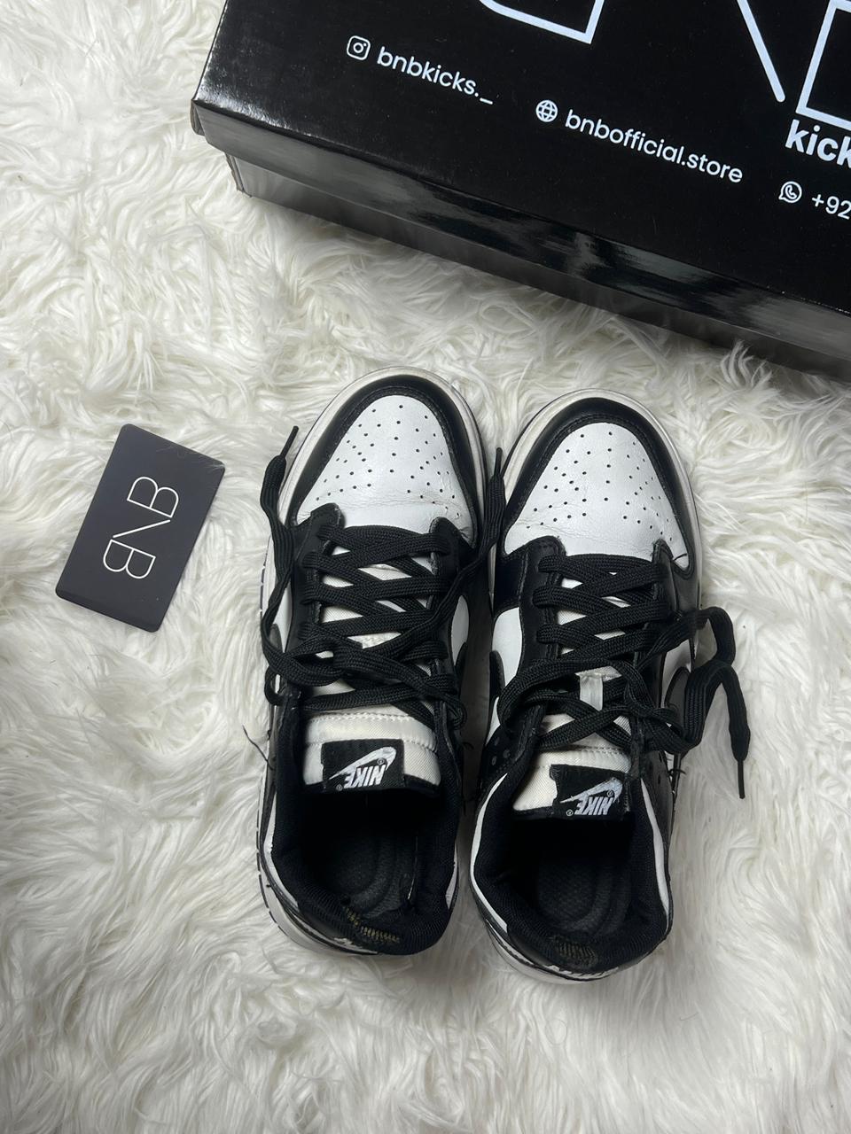 Nike Dunk Low Panda | Size 40