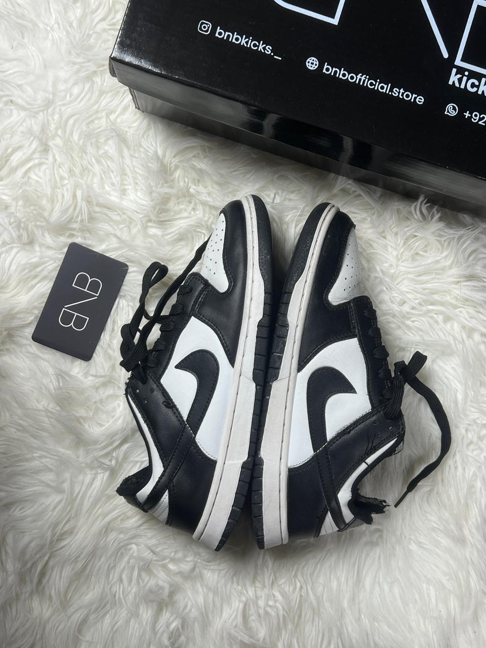 Nike Dunk Low Panda | Size 40