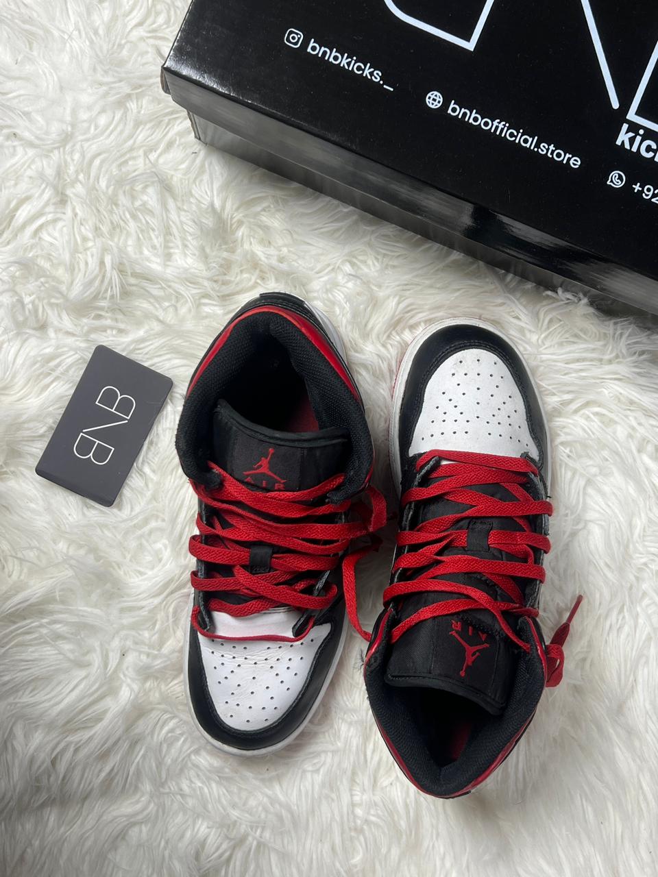 Nike Air Jordan 1 Mid 'Gym Red' | Size 39